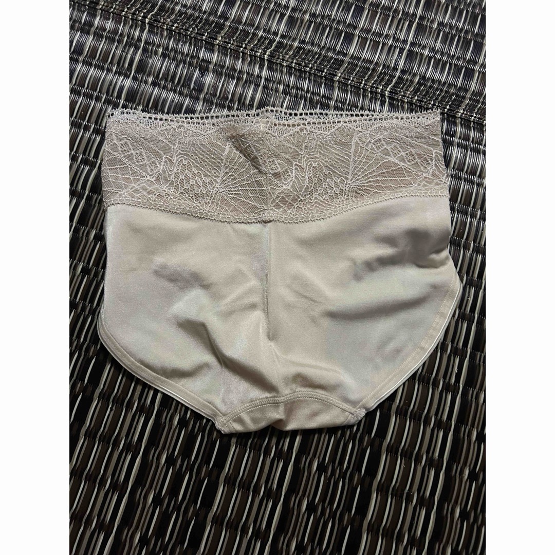 MARUKO(マルコ)のマルコ　サラヴィール　ショーツ　S 未使用 レディースの下着/アンダーウェア(ショーツ)の商品写真