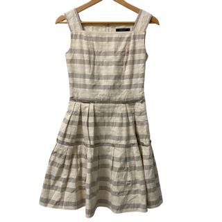 フォクシー(FOXEY)の美品 FOXEY フォクシー ボーダー柄 ノースリーブ ひざ丈 フレアワンピース 26539 38 グレー×ホワイト レディース 古着 中古 USED(ひざ丈ワンピース)