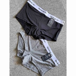 リーボック(Reebok)の［Reebok］  スポーツパンツ　ショーツ　Mサイズ 2枚セット(ブラ&ショーツセット)
