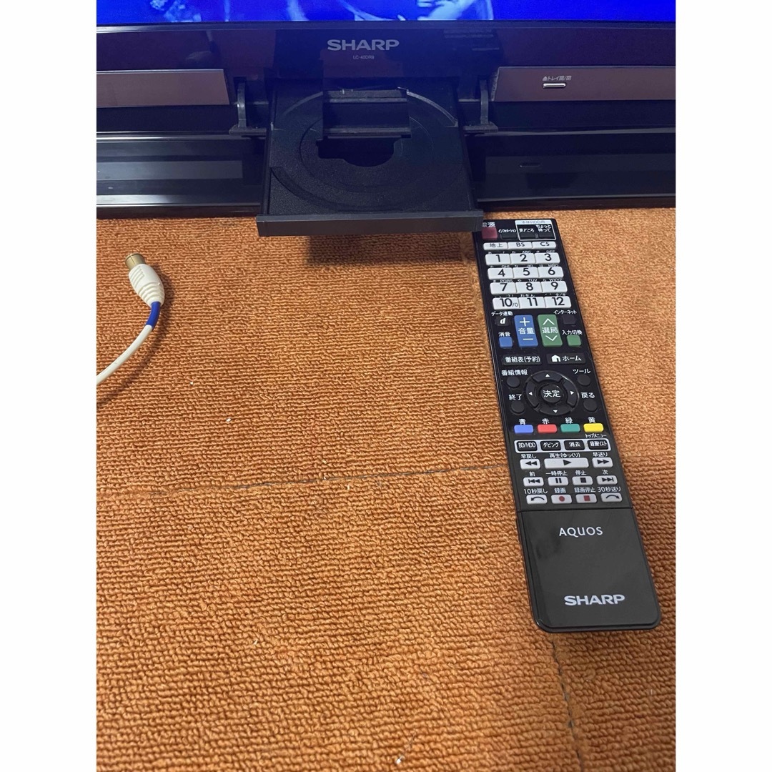 SHARP(シャープ)のSHARP LC-40DR9 Blu-ray録画HDD内蔵 テレビ40V型 スマホ/家電/カメラのテレビ/映像機器(テレビ)の商品写真