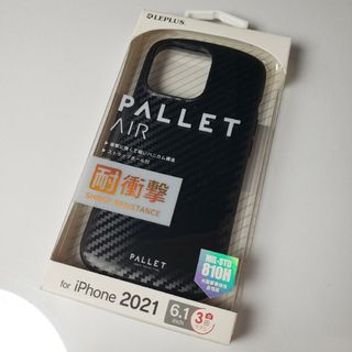 iPhone 13 Pro 薄型軽量 ハイブリッドケース ブラックカーボン調(iPhoneケース)