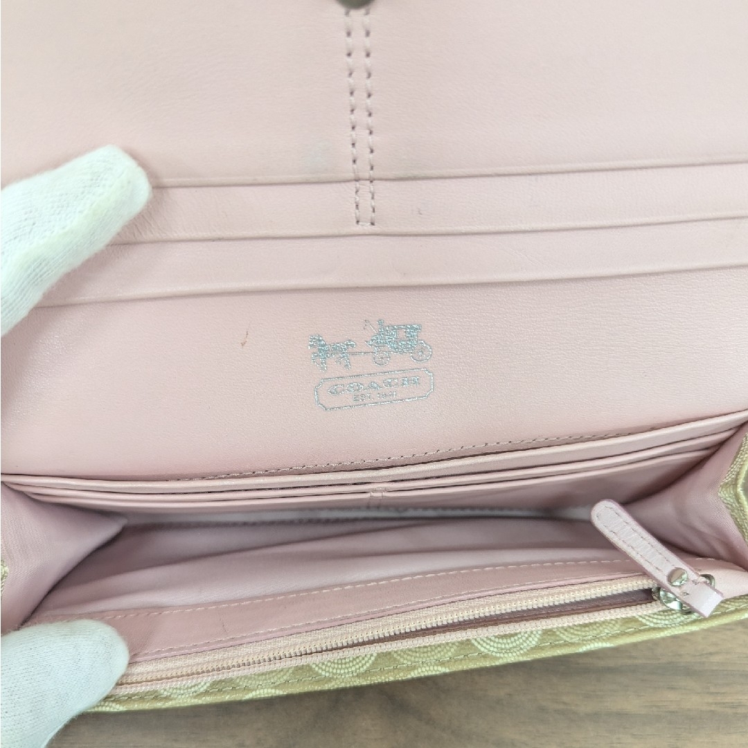 COACH(コーチ)のCOACH コーチ シグネチャー長財布 ピンク×ベージュ レディースのファッション小物(財布)の商品写真