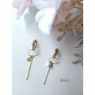 コインとコットンパールのアシンメトリーイヤリング☆(ピアス)