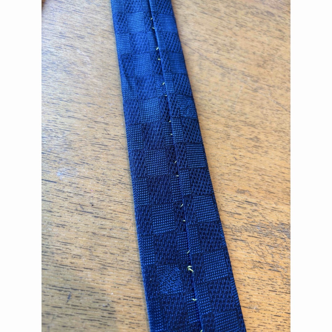 LOUIS VUITTON(ルイヴィトン)の★美品★Louis Vuitton ブルー ダミエ シルクネクタイ メンズのファッション小物(ネクタイ)の商品写真