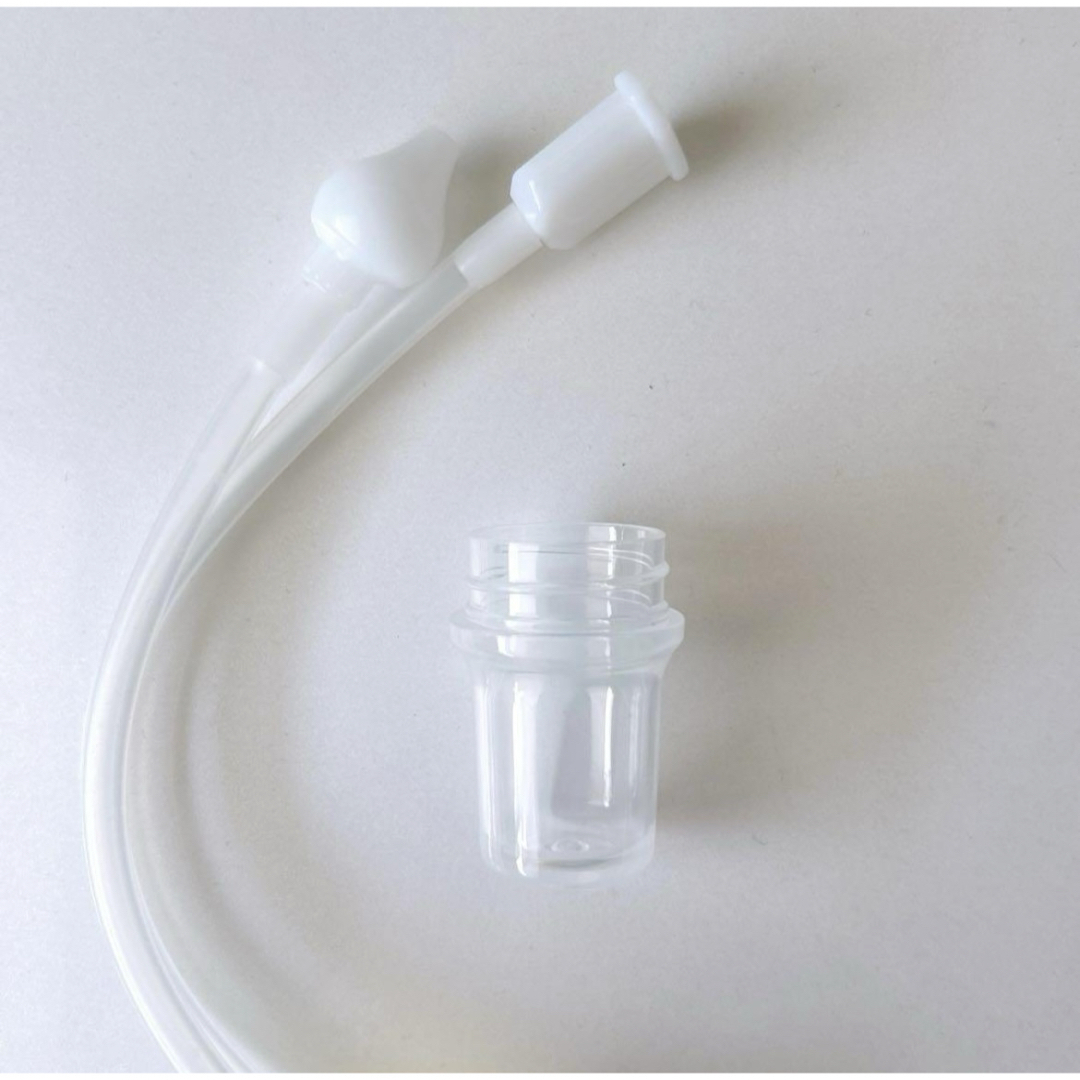 手動鼻すい器　ママ鼻水トッテ　鼻水　鼻詰まり　鼻吸い器　吸引　新生児　赤ちゃん キッズ/ベビー/マタニティの洗浄/衛生用品(鼻水とり)の商品写真