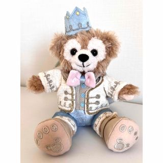 ダッフィー(ダッフィー)の新品タグ付★上海ディズニー ダッフィー バースデー 肩のせぬいぐるみ★クリップ(ぬいぐるみ)