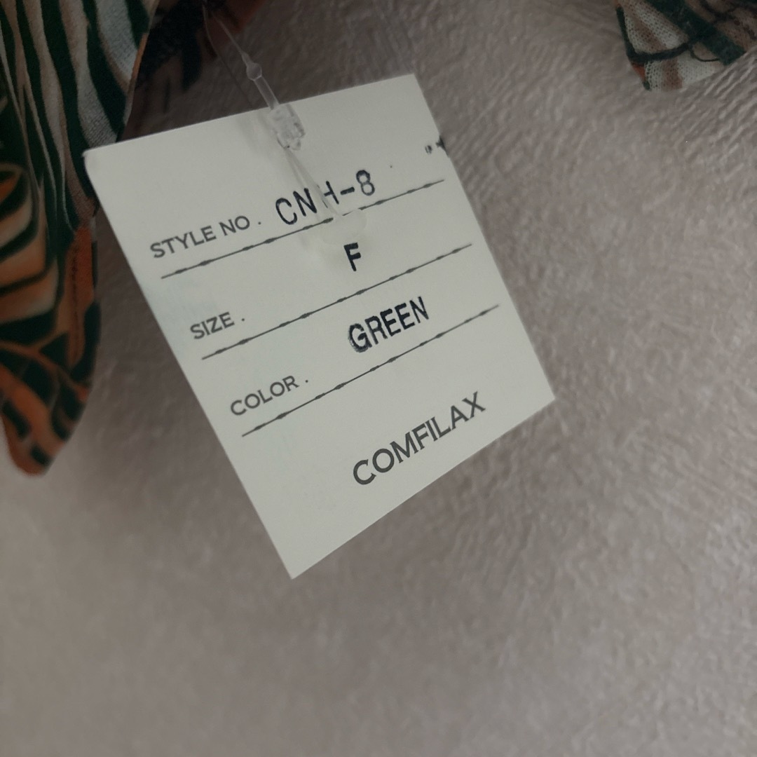COMFILAX 薄手カーディガン レディースのトップス(カーディガン)の商品写真
