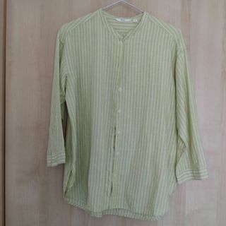 ユニクロ(UNIQLO)のユニクロ　ノーカラーシャツ Mf(シャツ/ブラウス(長袖/七分))
