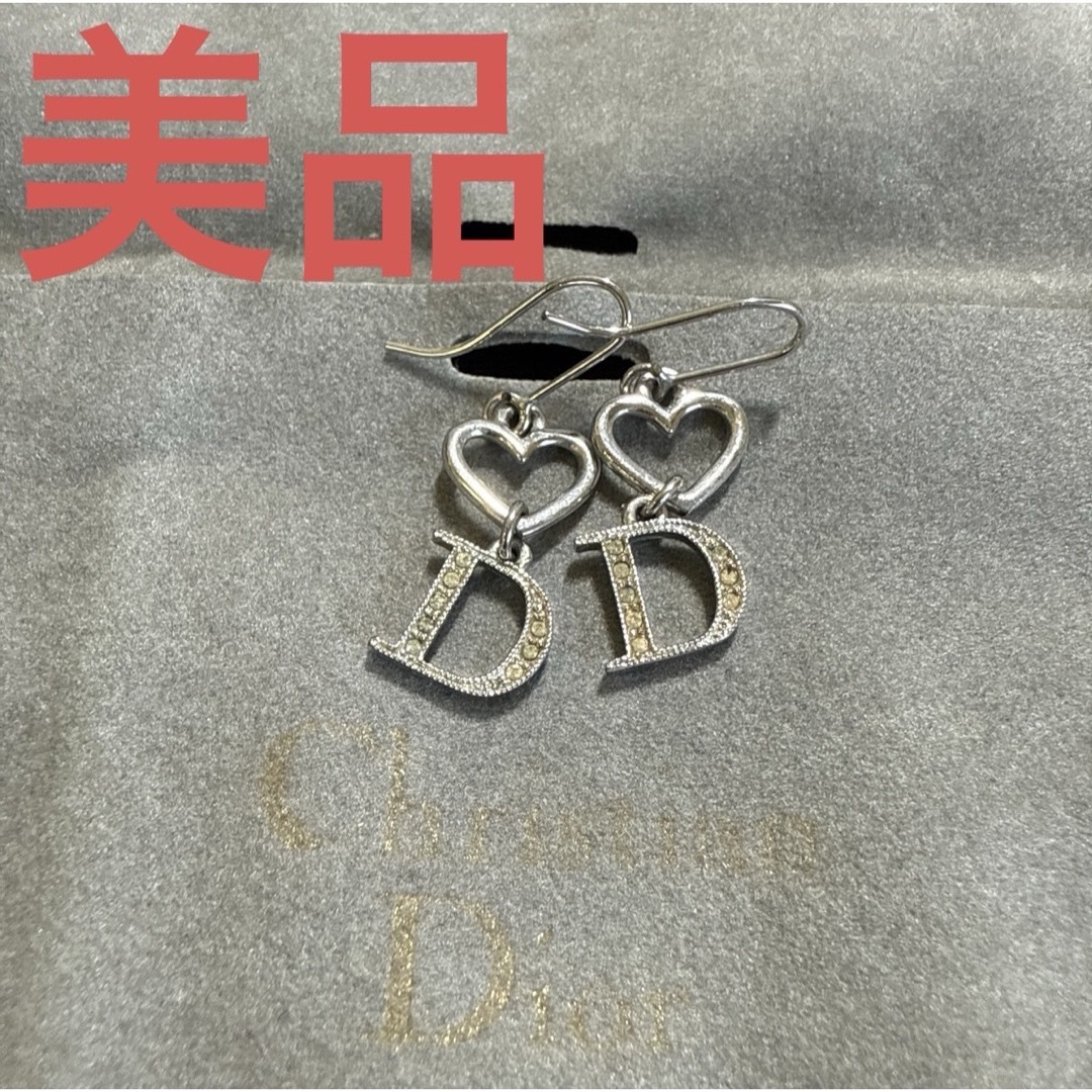 Christian Dior(クリスチャンディオール)のChristian Dior ラインストーン付きDハートチャームフックピアス美品 レディースのアクセサリー(ピアス)の商品写真