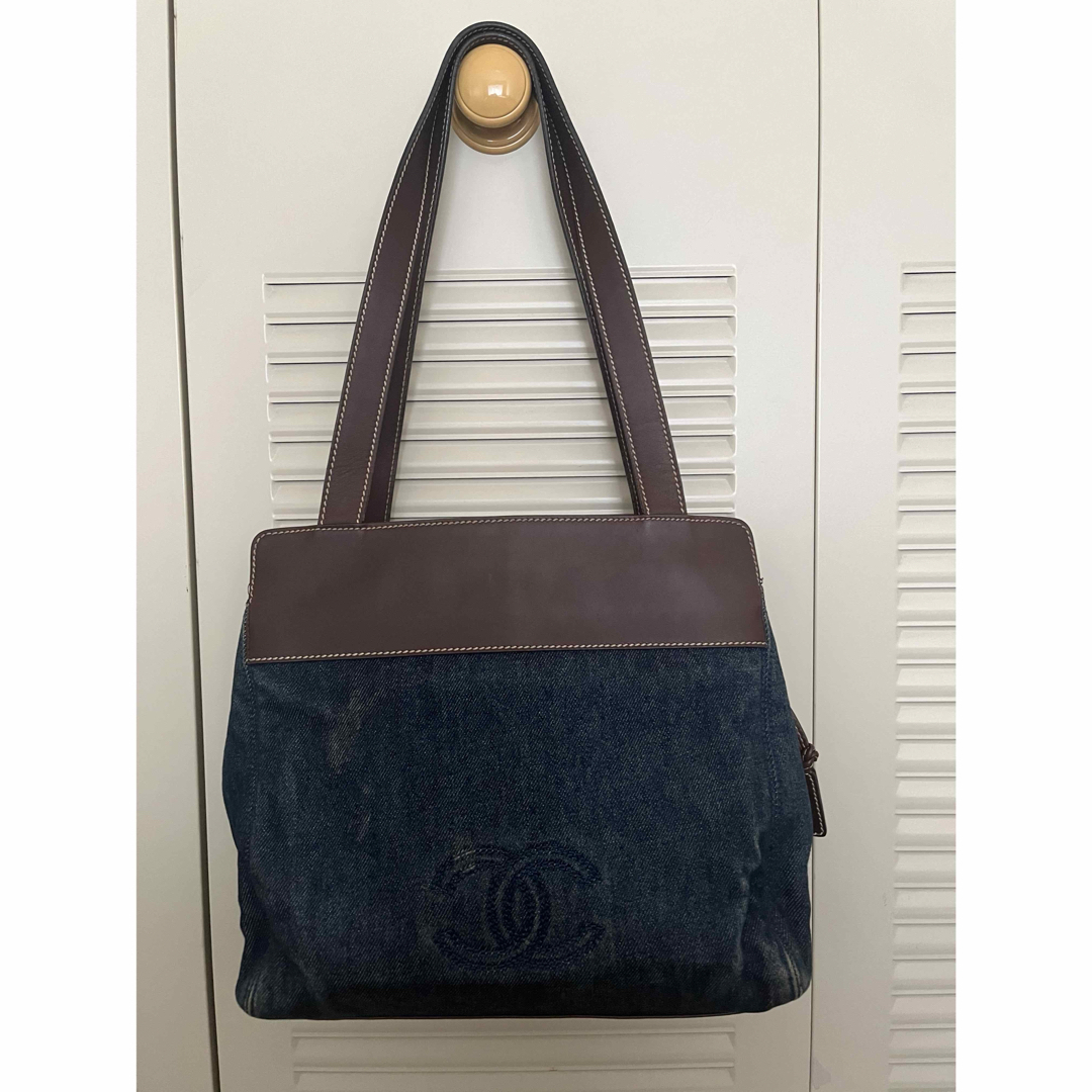 CHANEL(シャネル)のシャネル レディースのバッグ(ショルダーバッグ)の商品写真