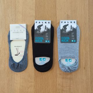 ファルケ(FALKE)のじゅーる様 FALKE 靴下 3足 セット 新品(ソックス)