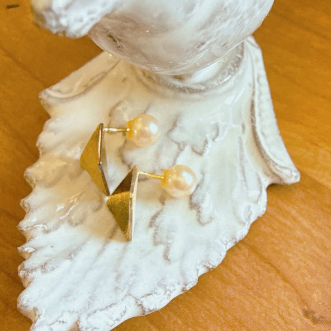 AHKAH(アーカー)のsu スー パールピアス レディースのアクセサリー(ピアス)の商品写真