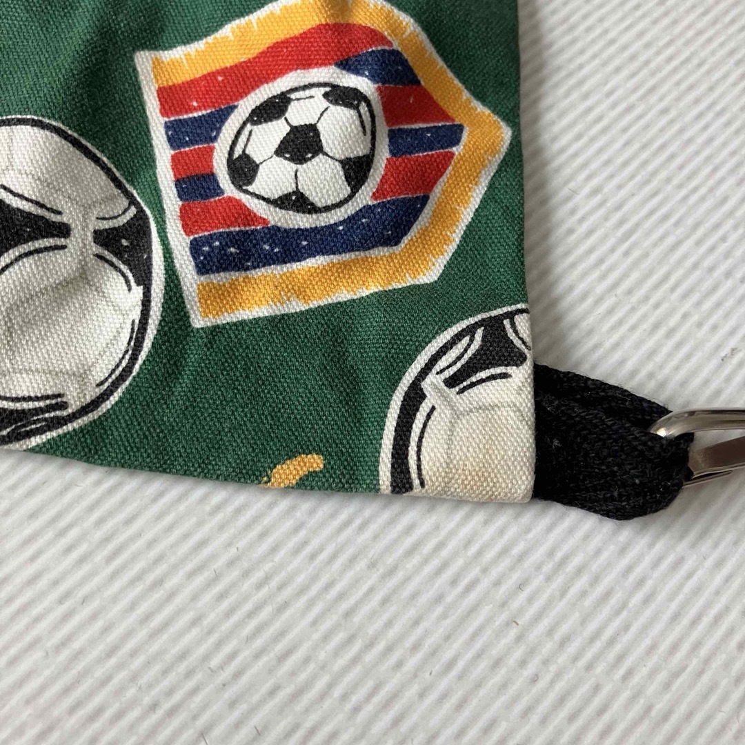 【中古品】手作り ハンドメイド ナップザック サッカー サッカーボール柄 キッズ/ベビー/マタニティのこども用バッグ(その他)の商品写真