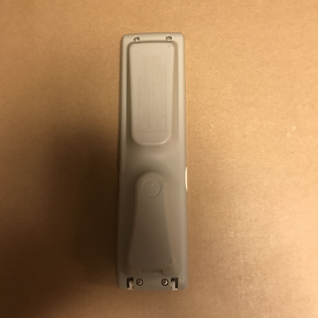 富士通(フジツウ)のFUJITSU エアコンリモコン スマホ/家電/カメラの冷暖房/空調(エアコン)の商品写真