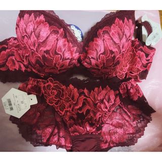 ドゥペルル　花柄レースブラジャーショーツセット M(ブラ&ショーツセット)