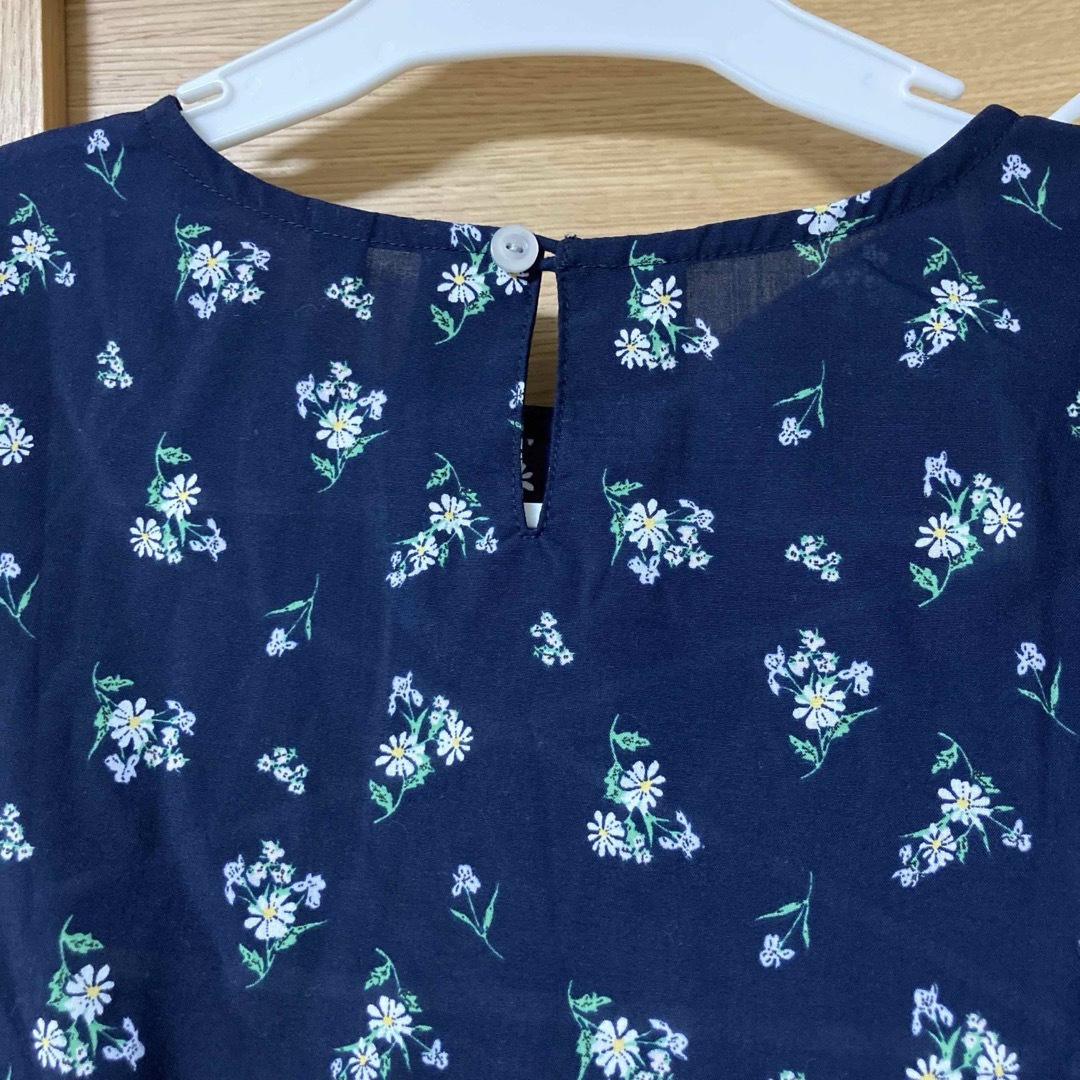 UNIQLO(ユニクロ)の＜817＞双子UNIQLO花柄ブラウス140＆150サイズ キッズ/ベビー/マタニティのキッズ服女の子用(90cm~)(ブラウス)の商品写真