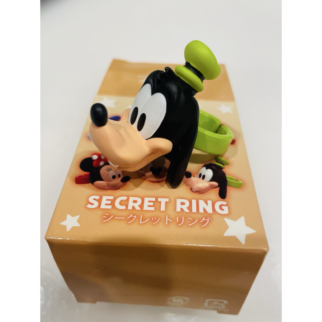 Disney(ディズニー)のディズニーストア　グーフィー　リング　ディズニー エンタメ/ホビーのおもちゃ/ぬいぐるみ(キャラクターグッズ)の商品写真