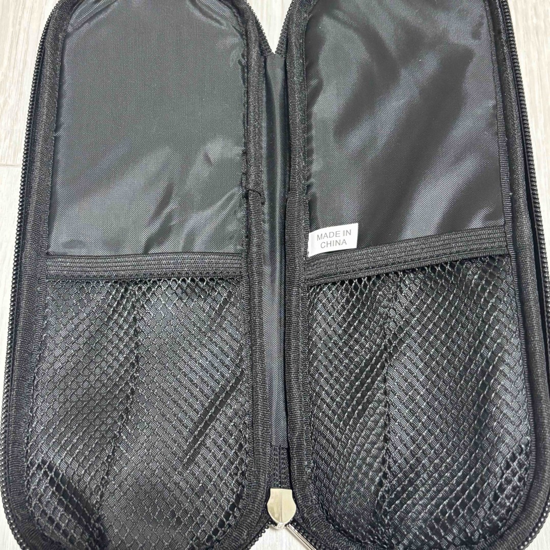 アンシブラシ　コスメもはいる2in1ブラシポーチ コスメ/美容のメイク道具/ケアグッズ(ブラシ・チップ)の商品写真