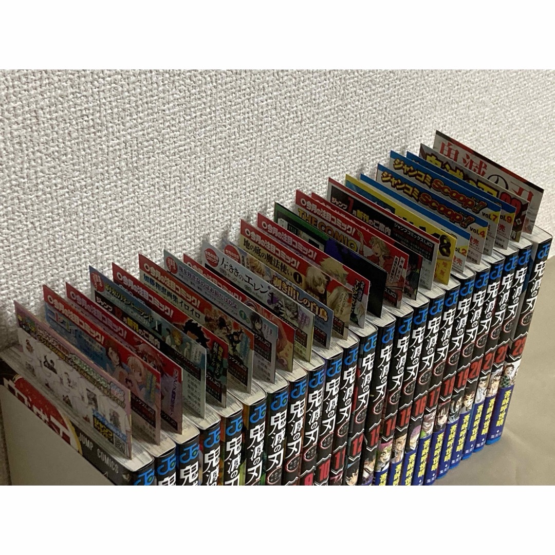 【初版本・初版帯付き】 鬼滅の刃 全巻 0〜23巻 ✴︎全巻初版帯付き✴︎鬼滅の刃 1巻~23巻 公式ファンブック