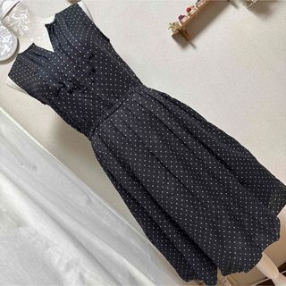 アーバンリサーチドアーズ(URBAN RESEARCH DOORS)の美品　キャサリンロス　リネン　ドット　ワンピース(ひざ丈ワンピース)