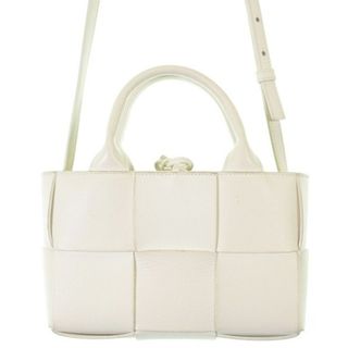ボッテガヴェネタ(BOTTEGA VENETA)のBOTTEGA VENETA ボッテガベネタ トートバッグ  白 【古着】【中古】【送料無料】(トートバッグ)