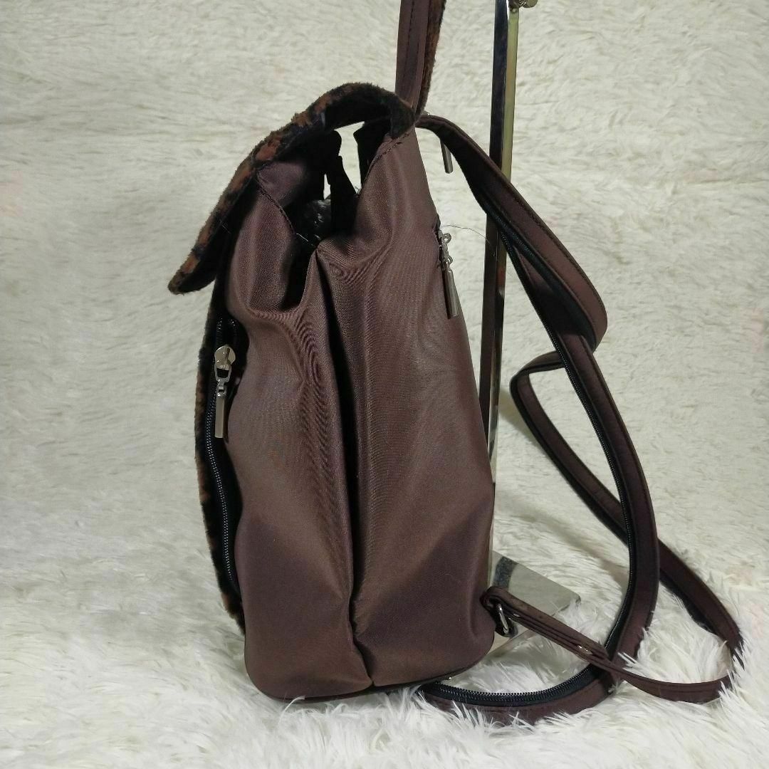 【ヒョウ柄】リュックバッグ　バッグ　✨美品✨ レディースのバッグ(リュック/バックパック)の商品写真
