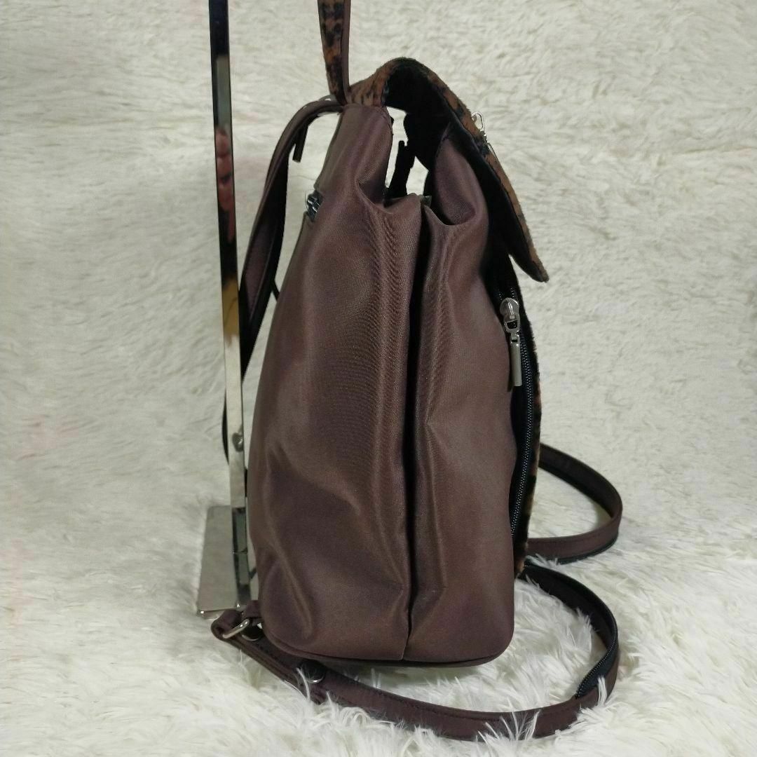 【ヒョウ柄】リュックバッグ　バッグ　✨美品✨ レディースのバッグ(リュック/バックパック)の商品写真