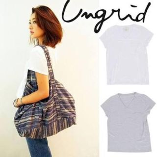 アングリッド(Ungrid)の【新品】Ungrid☆VネックポケットTee(Tシャツ(半袖/袖なし))