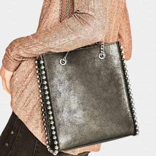 ザラ(ZARA)の新作ZARA メタリックbag(ハンドバッグ)