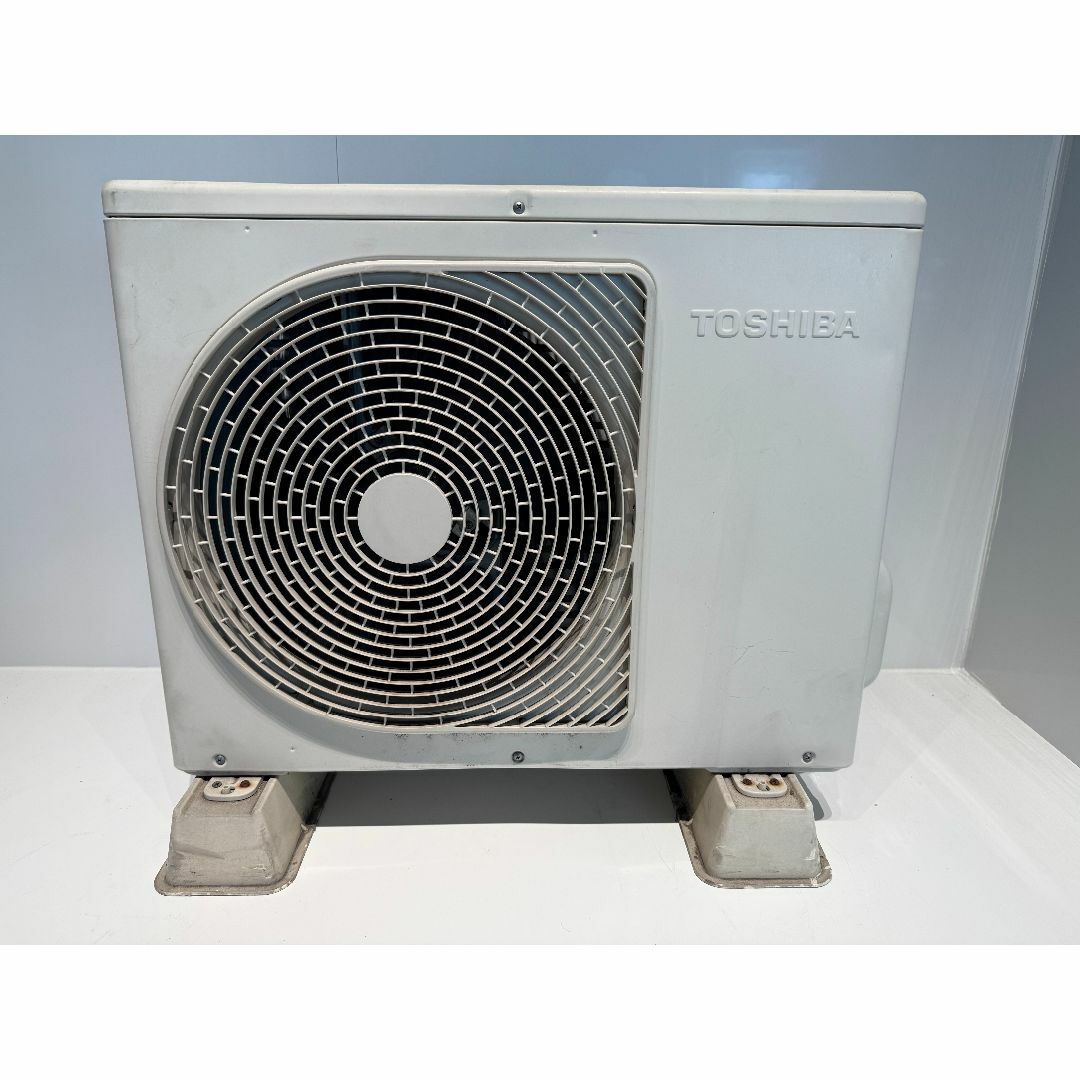 3 TOSHIBA　2010年製　エアコン　６〜8畳用　分解洗浄済 3 TOSHIBA 2010年製エアコン 6～8畳用 整備済みの通販 by