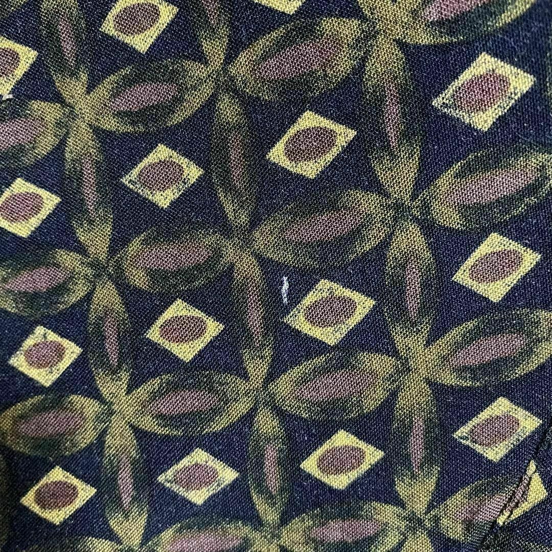 VINTAGE(ヴィンテージ)の90S vintage 半袖　柄シャツ　レーヨン　メンズL 古着　個性派 メンズのトップス(Tシャツ/カットソー(半袖/袖なし))の商品写真
