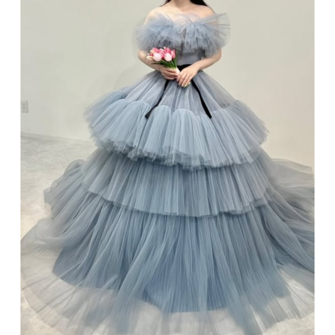 カラードレス 薄青 オフショルダー ボリュームドレス 花嫁 大人っぽい