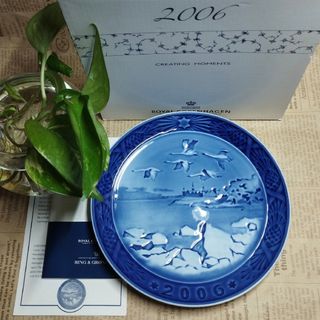 ロイヤルコペンハーゲン(ROYAL COPENHAGEN)の【未使用・美品】ロイヤルコペンハーゲン　イヤープレート2006年『クロンボー城』(食器)