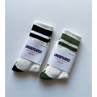 アンディフィーテッド(UNDEFEATED)の新品　UNDEFEATED アンディフィーテッド　クルー　ソックス　2点(ソックス)