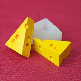 ハンドメイド シリコンモールド チーズのかけら