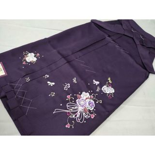 平和屋着物●女性　行灯袴　総刺繍　花唐草文　桑の実色　卒業式　洗える着物　未使用　CAAU2191yc(振袖)