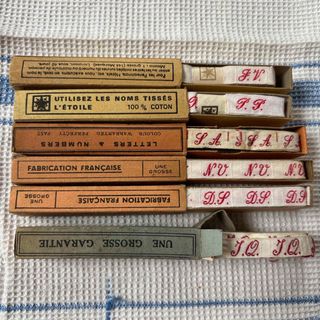 イニシャルリボン6箱セットFフランス製