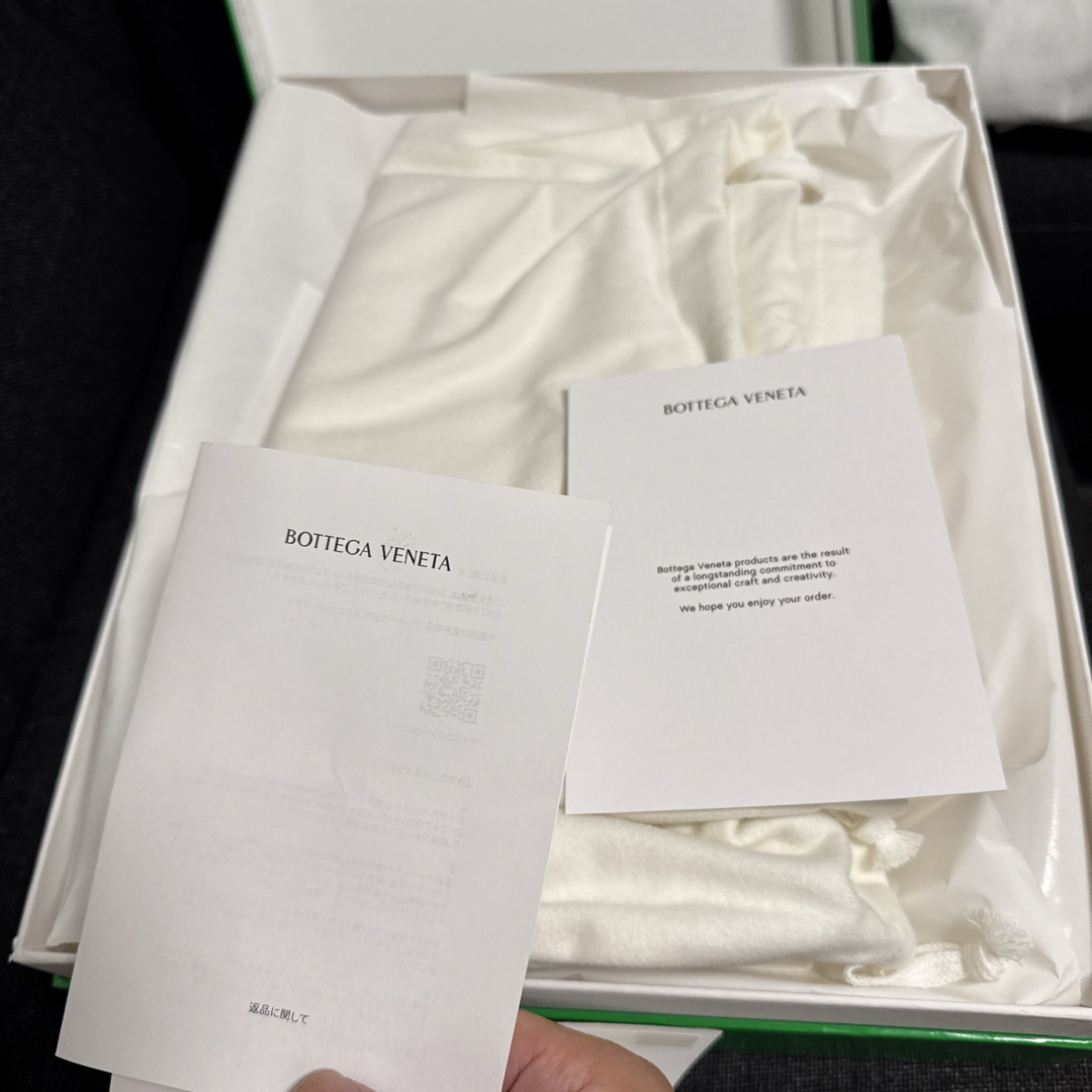 BOTTEGA VENETA(ボッテガヴェネタ)のボッテガ　スニーカー　ピロースニーカー　メンズ　ボッテガヴェネタ　ボッテガべネタ メンズの靴/シューズ(スニーカー)の商品写真