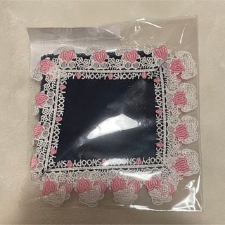 近沢レース　スヌーピー　ハンカチ　ネイビー