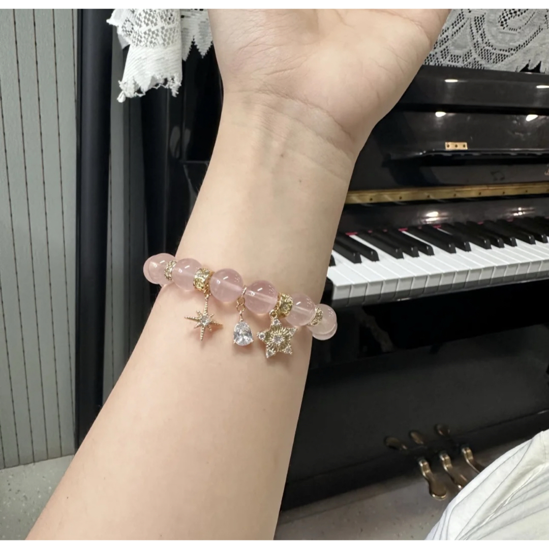 モザンビーク産スターライトローズクォーツ　14kメッキ星かわいいブレスレット  レディースのアクセサリー(ブレスレット/バングル)の商品写真