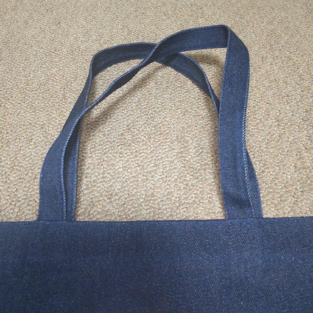 デニム素材 縦長トートバッグ ダイヤ柄 レディースのバッグ(トートバッグ)の商品写真
