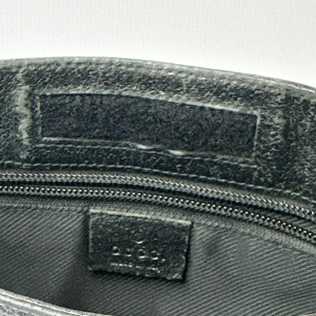 GUCCI(グッチ)のGUCCI GGキャンバス ショルダーバッグ サコッシュ 斜め掛け 黒 メンズのバッグ(ショルダーバッグ)の商品写真