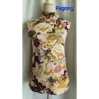 大変美品　Pagong 華やか和柄カットソー(カットソー(半袖/袖なし))