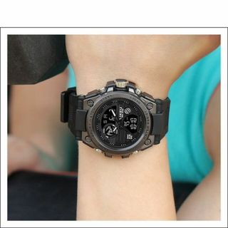 ♦即購入OK♦新品♪箱付きミリタリースポーツ腕時計ブラック黒50m防水