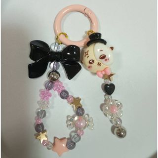 ちいかわ　ラッコ　ビーズアクセサリー　キーホルダー　ストラップ