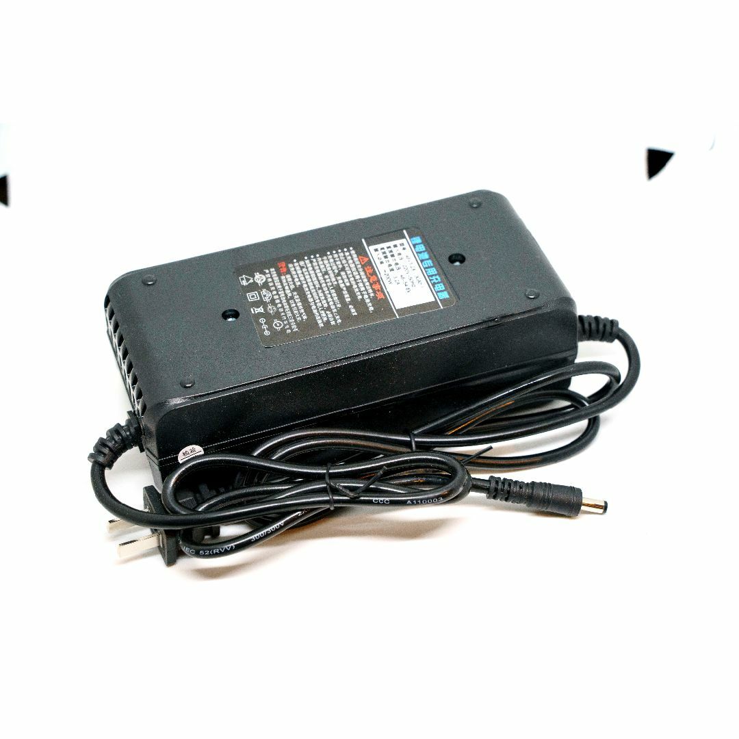 DCコネクタ 54.6V 48V 3A 急速充電 電動自転車 ひねちゃ モペット その他のその他(その他)の商品写真