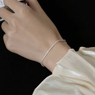 シンプルなシルバー925チェーンブレスレット★着けるだけで簡単にワンランクUP