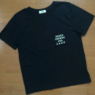 ロデオクラウンズ(RODEO CROWNS)の美品 ロデオクラウンズ 半袖VネックTシャツ ブラック(Tシャツ(半袖/袖なし))