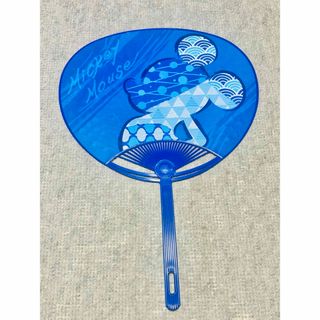 ミッキーマウス(ミッキーマウス)の【新品未使用】ミッキー うちわ(キャラクターグッズ)