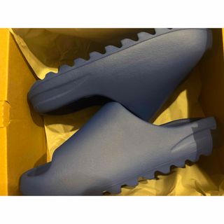 イージー(YEEZY（adidas）)の新品未使用 ブルー 28.5 adidas slide サンダル yeezy (サンダル)